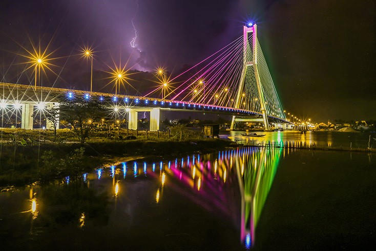 Hệ thống giao thông cảnh quan được kết nối đồng bộ tạo điểm nhấn thu hút đầu tư cho BĐS Quảng Bình. &nbsp;