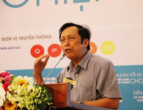 Nguy cơ 'Death by China': Đón gió, làm tổ đại bàng...