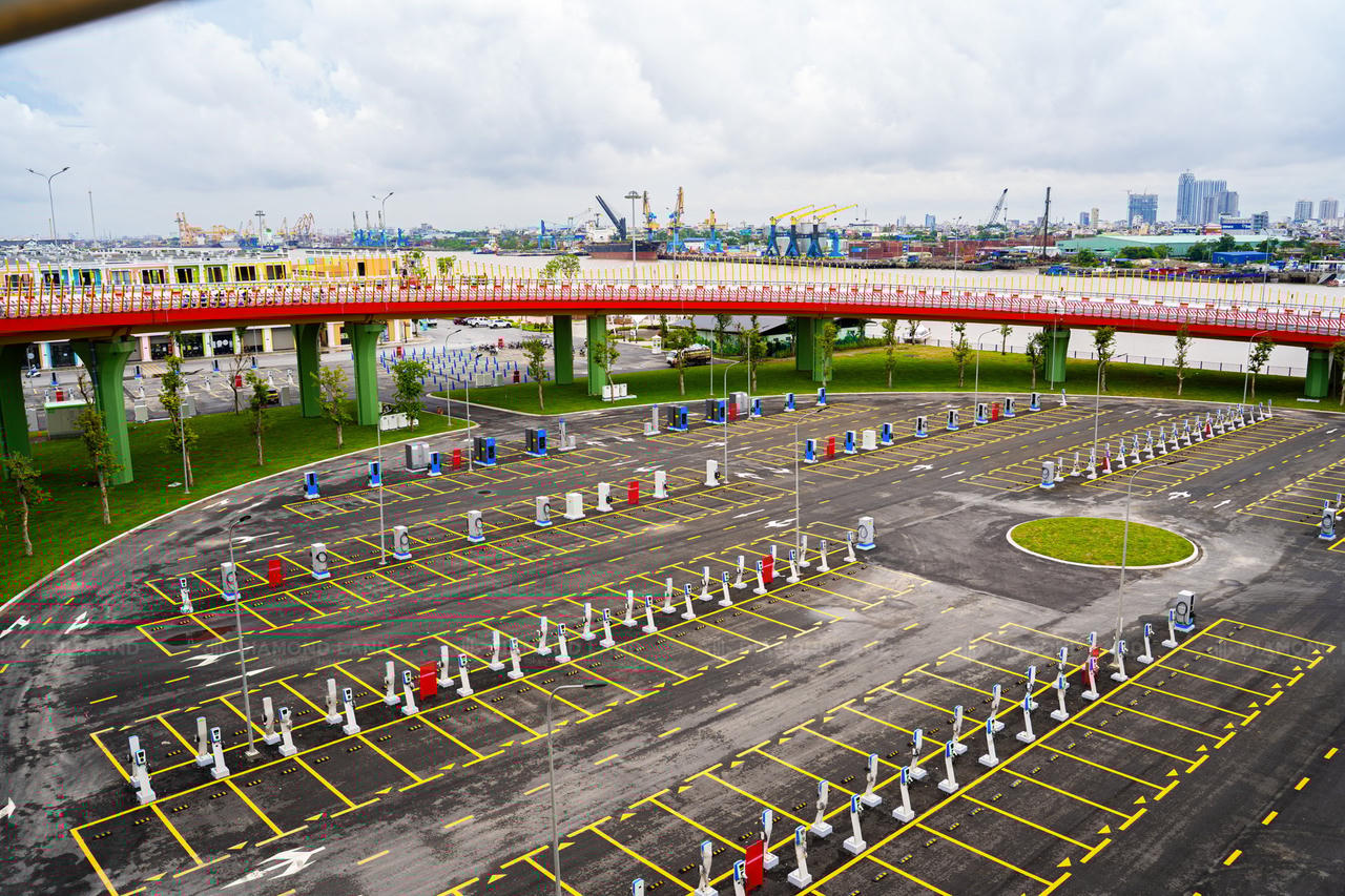 Cận cảnh cây cầu 2.300 tỷ nối đảo Hoàng Gia của Vingoup