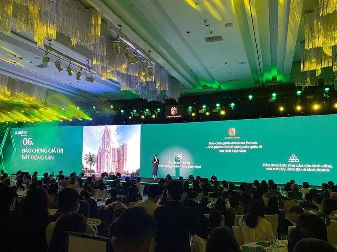 Ảnh: Đại diện chủ đầu tư phát biểu về những giá trị bảo chứng của dự án LUMIÈRE Evergreen - The Aura &nbsp;