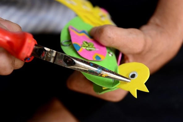  Giua Sai Gon nao nhiet co cu ong ngoi ban ‘ve ve tuoi tho’