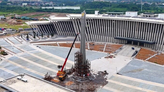 Diện mạo bảo tàng quân sự 2.500 tỷ đồng nằm ngay đại lộ dài nhất Việt Nam, vừa hoàn tất giai đoạn quan trọng