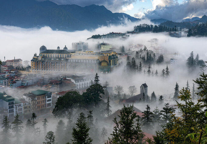 Cần hạn chế xây những tòa nhà cao tầng tại lõi du lịch Sa Pa