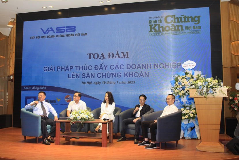 Doanh nghiệp muốn lên sàn chứng khoán cần minh bạch, chính xác thông tin