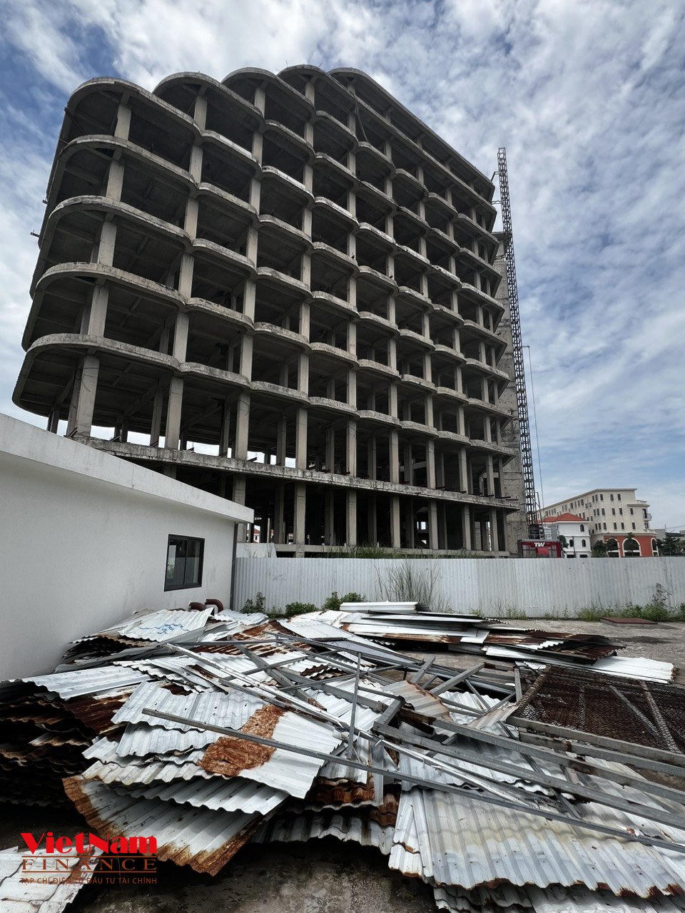 Trà Cổ Long Beach Luxury: Dự án 1.000 tỷ dang dở, từng bị NH rao bán siết nợ