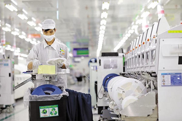 "Cảnh giác" với lạm phát, hỗ trợ tài chính cho doanh nghiệp để thúc đẩy tăng trưởng