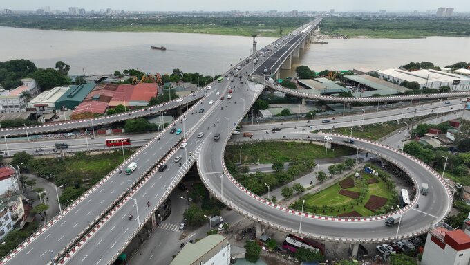 Toàn cảnh cầu Vĩnh Tuy giai đoạn 2 chuẩn bị thông xe