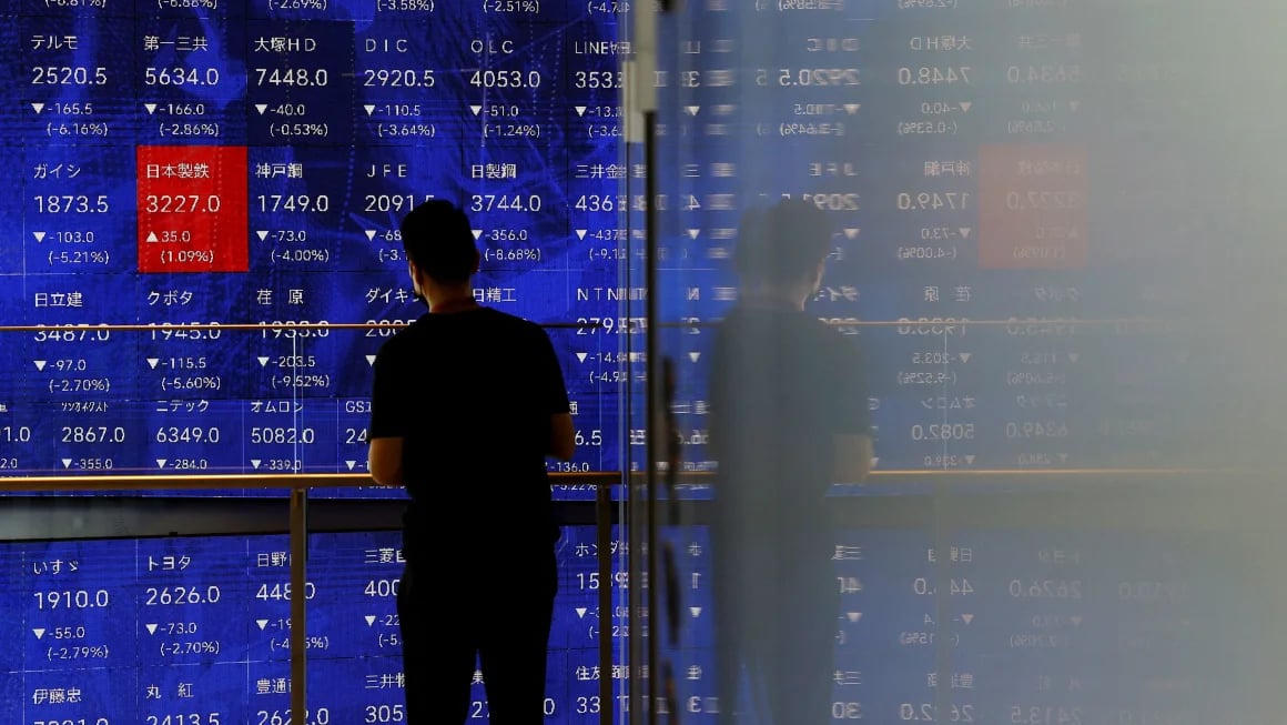 Chứng khoán châu Á lao dốc, Nikkei Nhật chạm vùng giá xuống