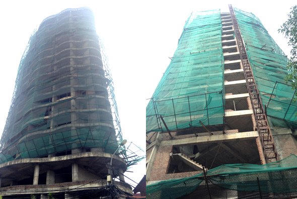 Tòa nhà bỏ hoang hơn thập kỷ trên đất vàng Hồ Tây