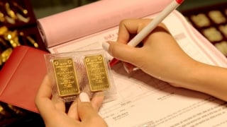 Đánh thuế giao dịch vàng: Ưu tiên tích trữ, đánh nặng đầu cơ?