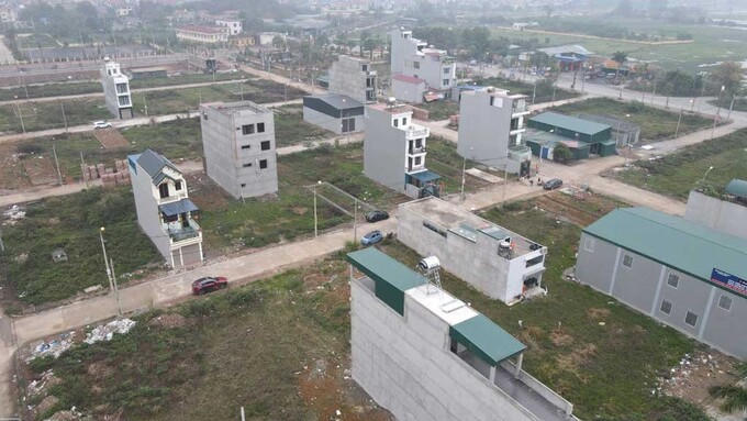 Nhiều căn nhà được xây dựng không phép vẫn mọc lên và có xu hướng ngày càng tăng