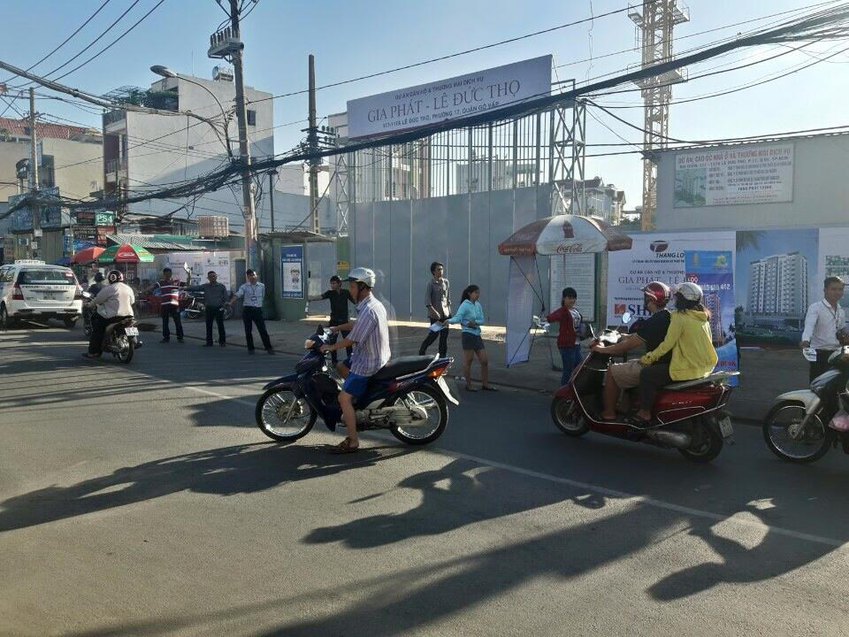 Sếp địa ốc ‘cắm' nhà chạy tiền thưởng Tết cho nhân viên