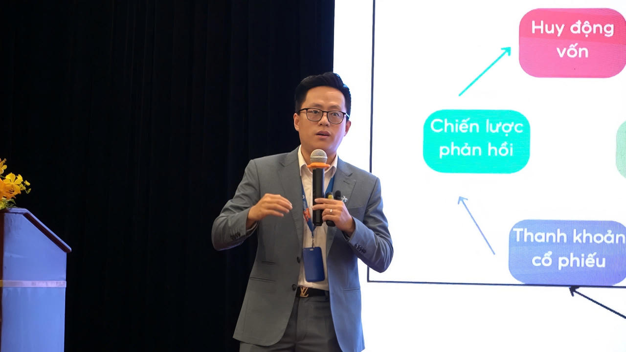 Ông Nguyễn Thế Minh, Giám đốc Khối Nghiên cứu và Phát triển khách hàng cá nhân, Công ty Chứng khoán Yuanta Việt Nam &nbsp;