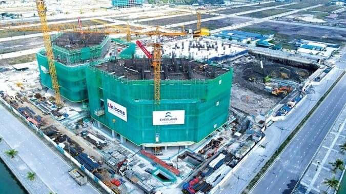 UBCKNN xử phạt Everland 667,5 triệu đồng và buộc khắc phục vì không minh bạch trong sử dụng vốn và vi phạm nghĩa vụ công bố thông tin. &nbsp;