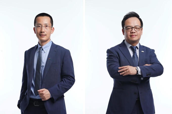 Ông Vũ Thành Trung, giữ chức vụ Chủ tịch Hội đồng thành viên tại OceanBank và ông Lê Xuân Vũ, Tổng giám đốc OceanBank.