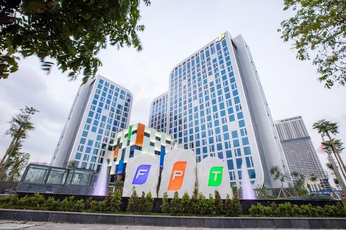 6 tháng đầu năm 2025, FPT thắng thầu 12 dự án với quy mô hơn 10 triệu USD/dự án