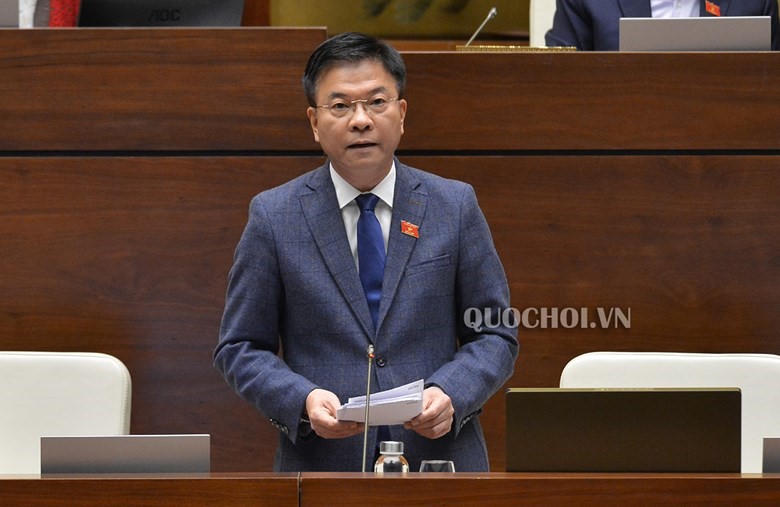 Bộ trưởng Bộ Tư pháp Lê Thành Long. Ảnh: Quốc hội &nbsp;