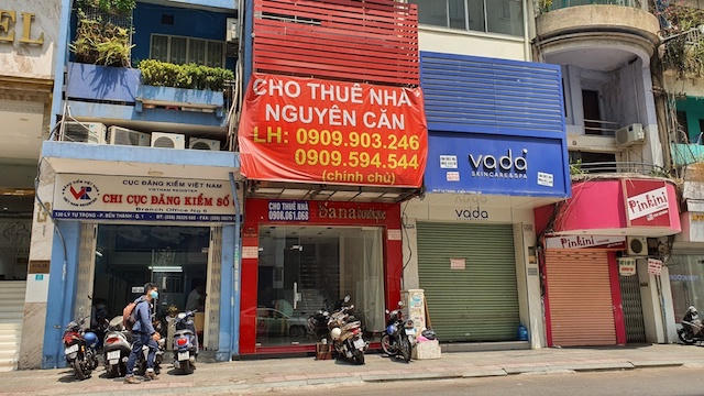 Từ ngày 1/8 cá nhân cho thuê nhà có doanh thu trên 100 triệu đồng/năm sẽ phải đóng thuế. &nbsp;