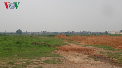 10 năm nay&nbsp;Khu đô thị Hà Nội Westgate vẫn chỉ là bãi đất trống.