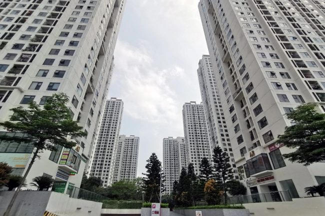 Nhiều người phản đối đề xuất sở hữu chung cư 50 đến 70 năm. &nbsp;