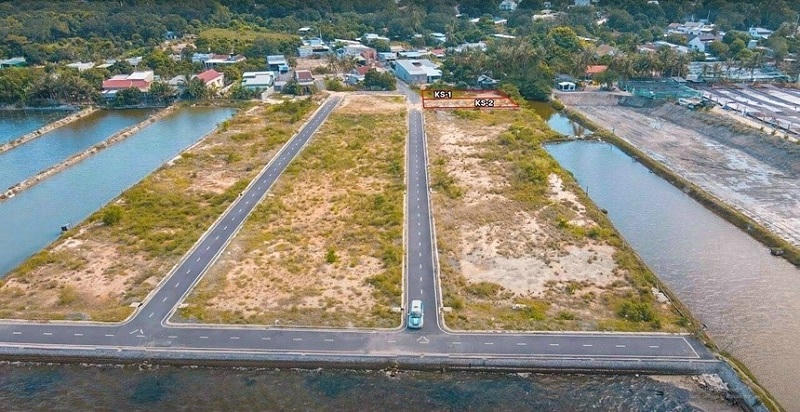 Đất Cam Lâm từng sốt nóng, hàng loạt dự án ‘ma’ xuất hiện ảnh hưởng nghiêm trọng đến thị trường bất động sản. &nbsp;