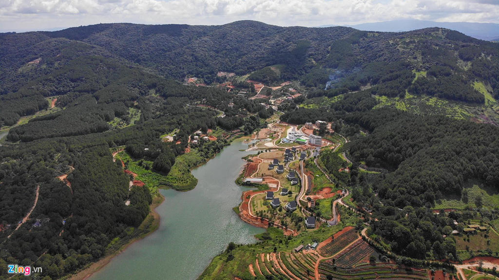 Nhiều dự án bất động sản sai phạm ‘bao vây’ hồ Tuyền Lâm ở Đà Lạt