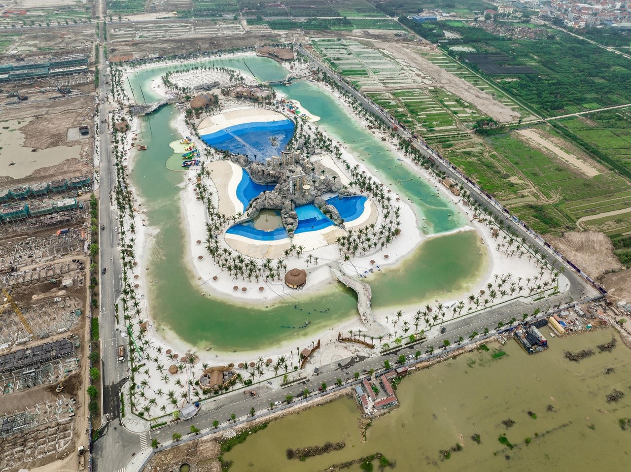 Bên trong dự án hot nhất thị trường Vinhomes Ocean Park 2 - The Empire có gì?