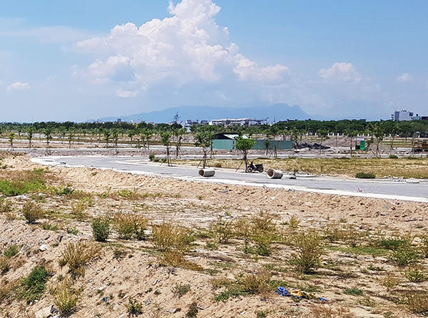 Thường trực HĐND TP Đà Nẵng yêu cầu tiếp tục rà soát, thống kê số lượng quỹ đất tái định cư trên địa bàn. &nbsp;