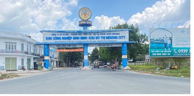 Công ty Cổ phần TV-TM–DV Địa Ốc Hoàng Quân Mê Kông (MST: 1500419591, địa chỉ tại Lô B5 KDC Bình Minh, ấp Mỹ Lợi, Xã Mỹ Hòa, Thị xã Bình Minh, Vĩnh Long) nợ thuế hơn 4,5 tỷ đồng.