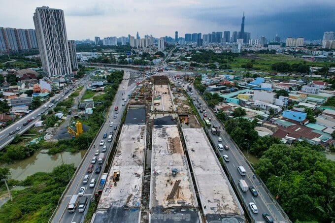 Nút giao An Phú đang dần thành hình. Ảnh: Báo Tiền Phong