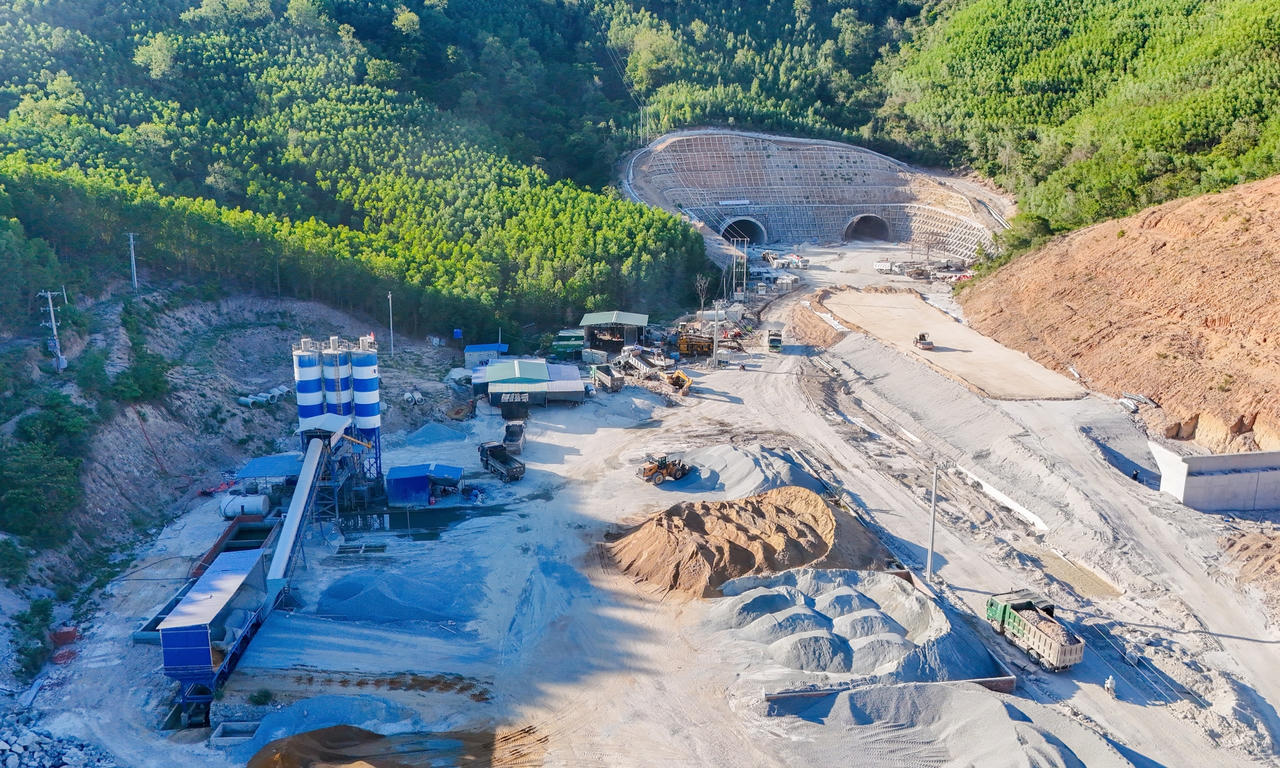 Hình ảnh cao tốc Quảng Ngãi – Hoài Nhơn 20.000 tỷ tăng tốc về đích trước 8 tháng
