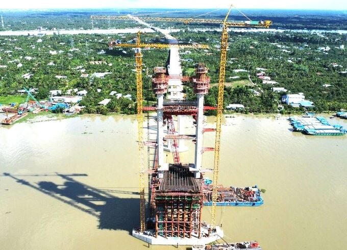 Cầu Rạch Miễu hiện đang được đẩy nhanh tiến độ để đảm bảo 'về đích' theo đúng kế hoạch. Ảnh: Internet &nbsp;