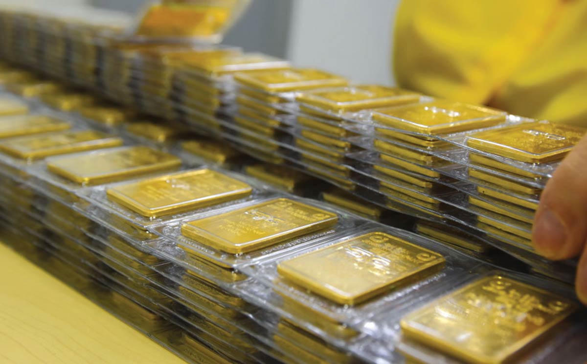 Giá vàng biến động trái chiều sau loạt chỉ đạo 'nóng' của Thủ tướng