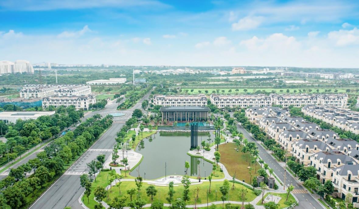 Khám phá tiện ích đa lớp và tầm nhìn đa tầng xanh qua ô cửa căn hộ Moonlight 1