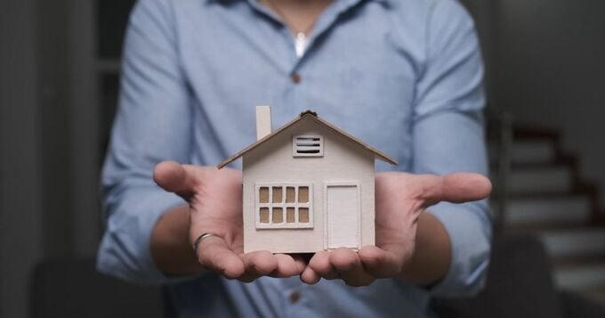 Một ngôi nhà cần có nền móng vững chắc mới đảm bảo an toàn. Ảnh: Internet