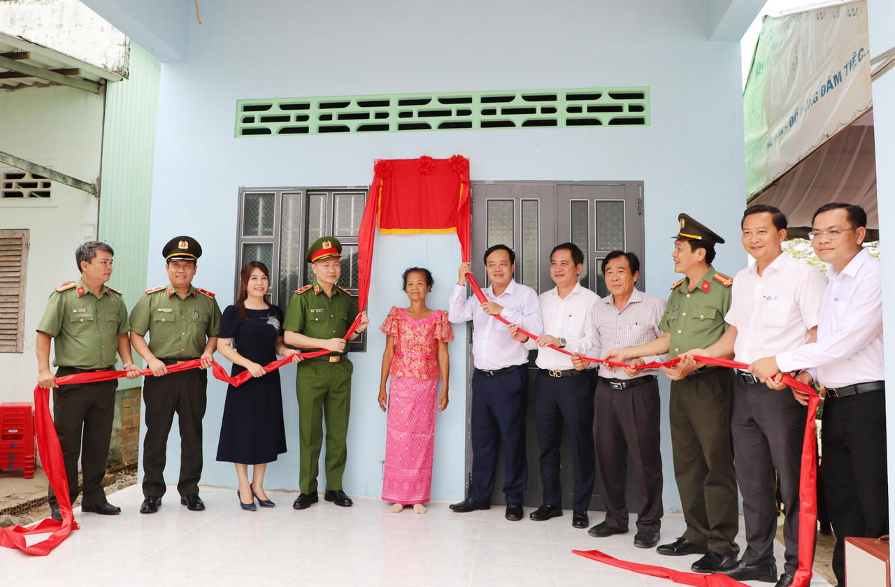 T&T Group và SHB bàn giao 700 căn nhà tình nghĩa cho người dân tỉnh Bạc Liêu