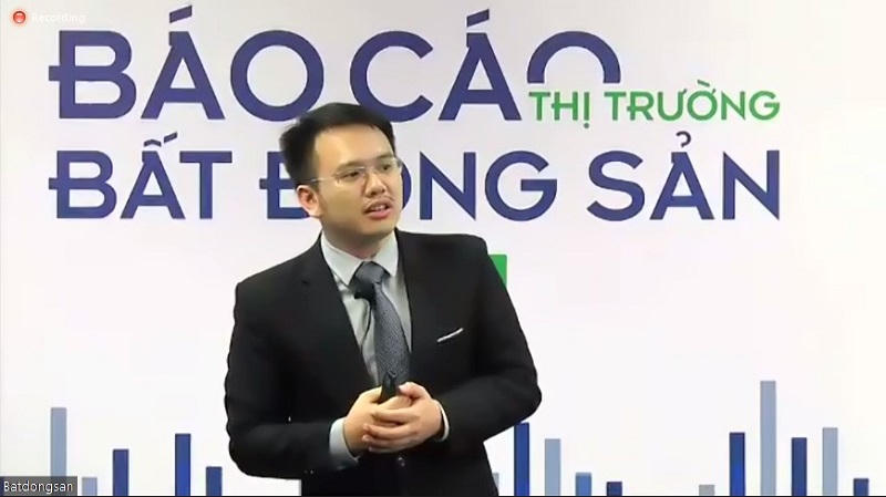 Ông Nguyễn Quốc Anh trình bày tại buổi công bố báo cáo Nghiên cứu thị trường quý 1/2021 của Batdongsan.com.vn &nbsp;