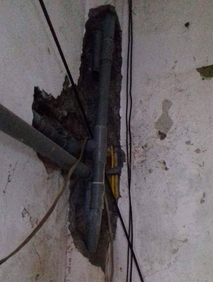 Đình chỉ thi công dự án Imperia Sky Garden làm nứt nhà dân