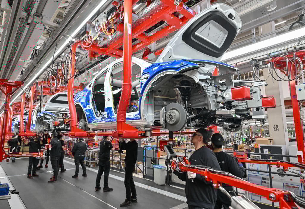 Samsung và ‘canh bạc’ 16,5 tỷ USD với Tesla