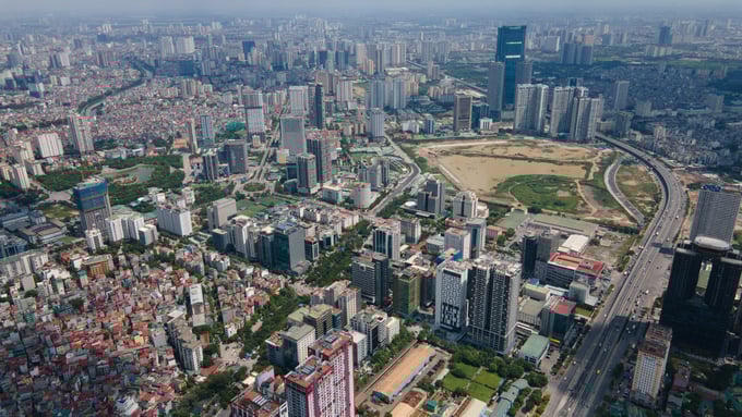 Tuyến đường 'huyết mạch' Hà Nội đi qua 9 quận, huyện: Mật độ giao thông quá tải gấp 8 lần thiết kế