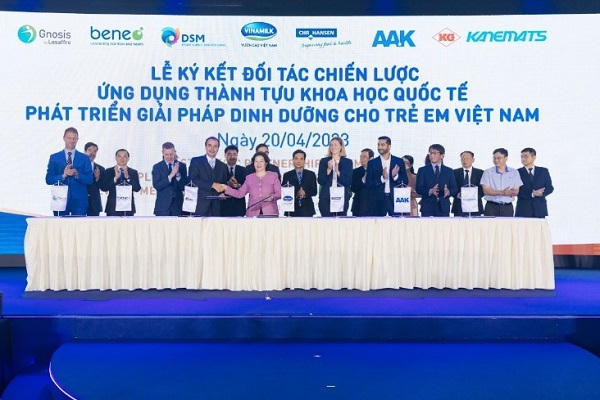 VNM ký kết đối tác chiến lược với 6 tập đoàn dinh dưỡng hàng đầu thế giới.