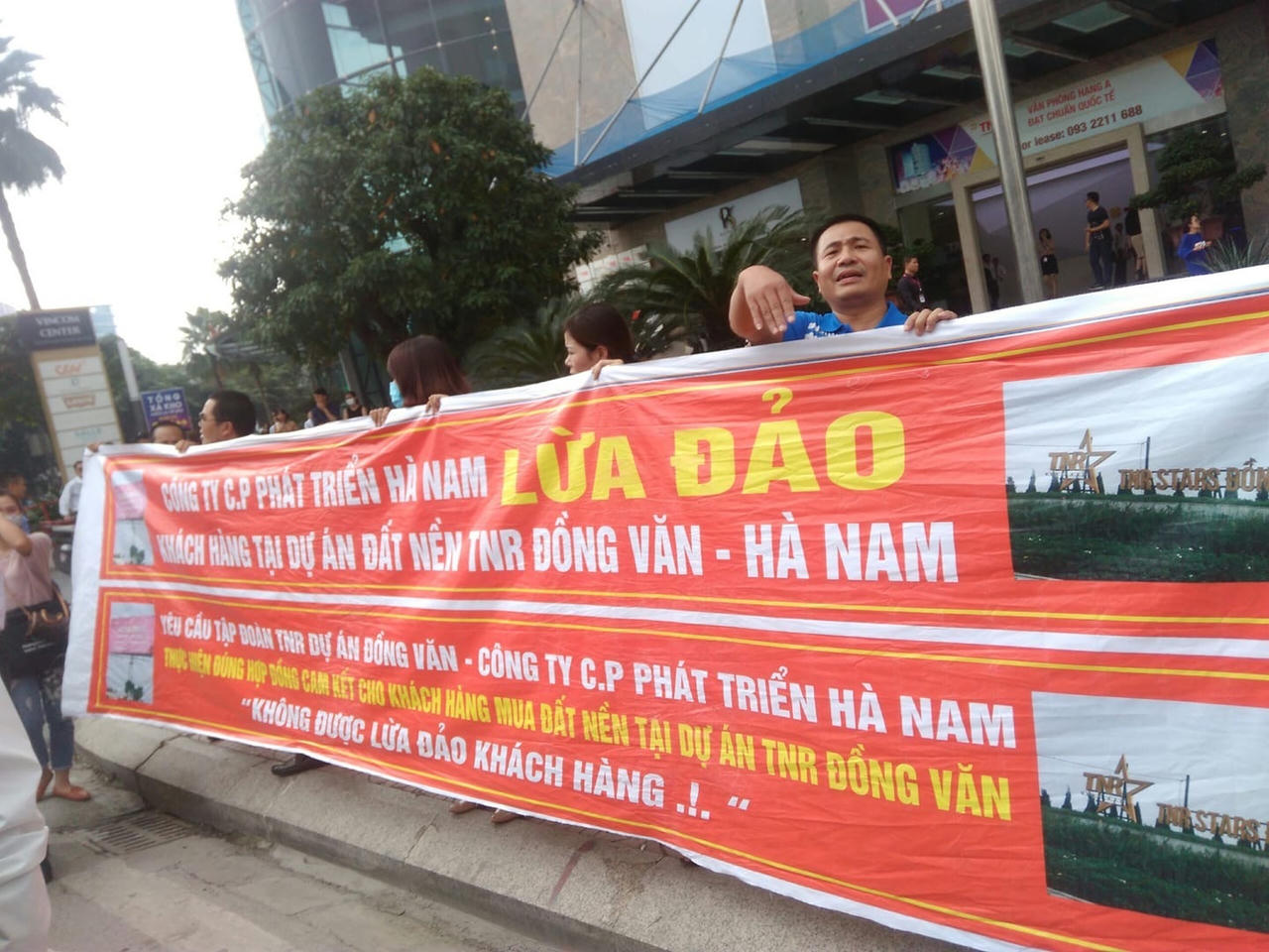 Dân 'sa lầy' ở TNR Stars Đồng Văn, đề nghị Thanh tra Chính phủ vào cuộc