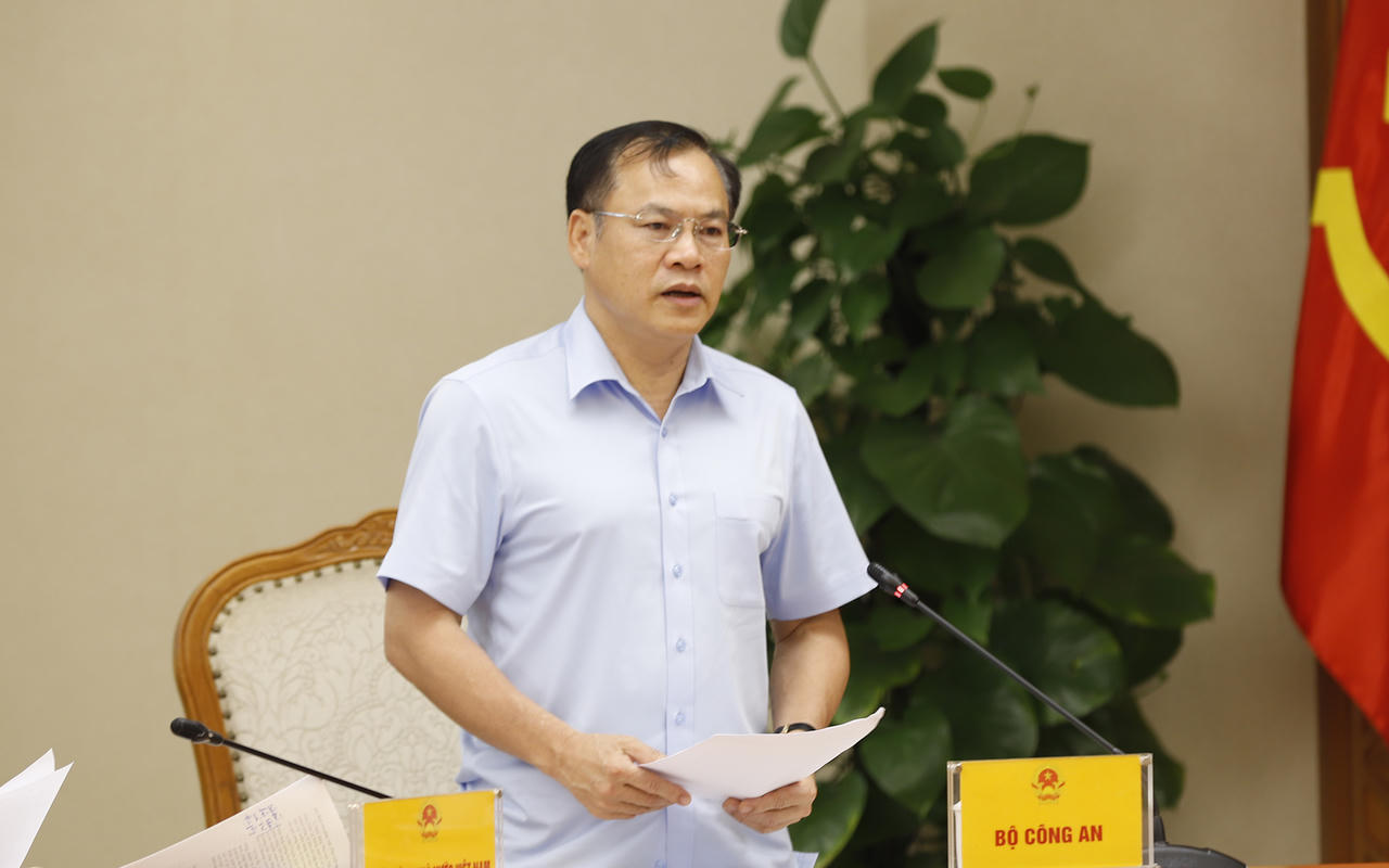 Trung tướng Nguyễn Văn Long, Thứ trưởng Bộ Công an phát biểu - Ảnh: VGP/Đình Nam &nbsp;