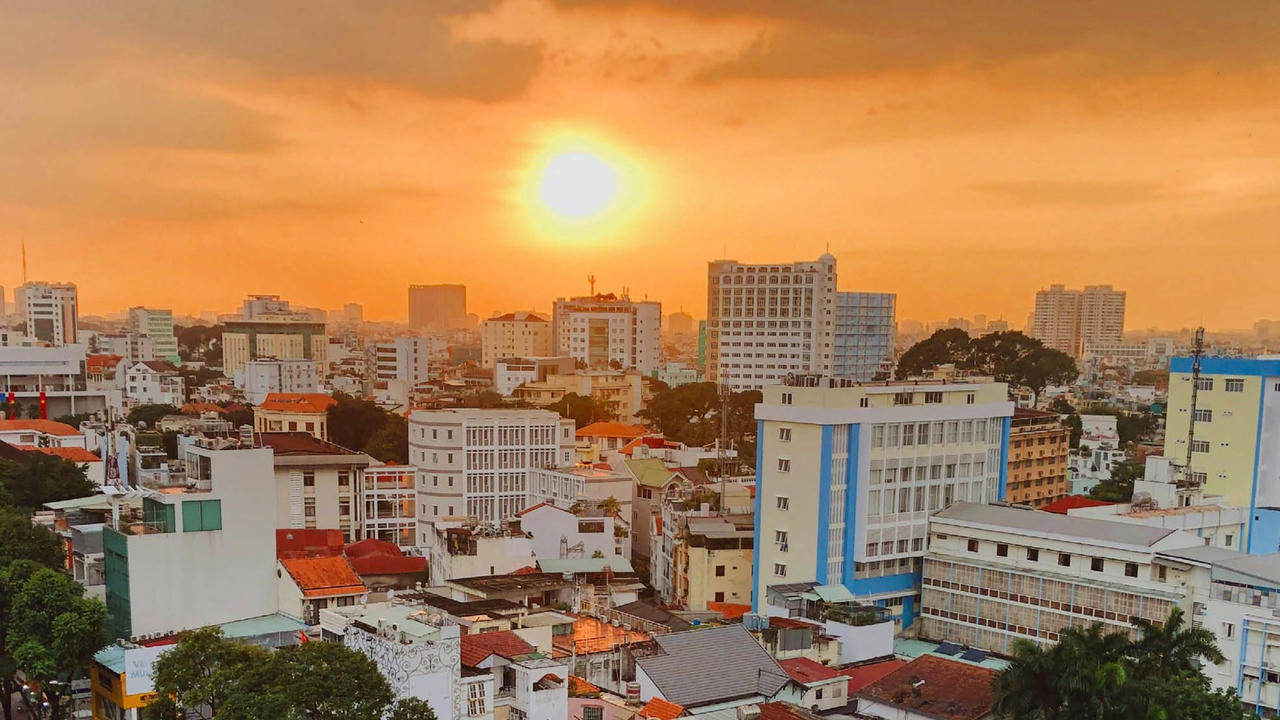 Để thị trường bay cao, chỉ gỡ rào là chưa đủ