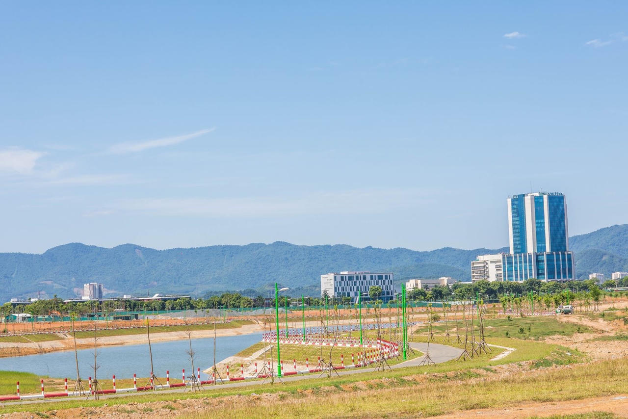 Nhiều dự án đã được đầu tư tại Khu CNC Hòa Lạc. &nbsp;