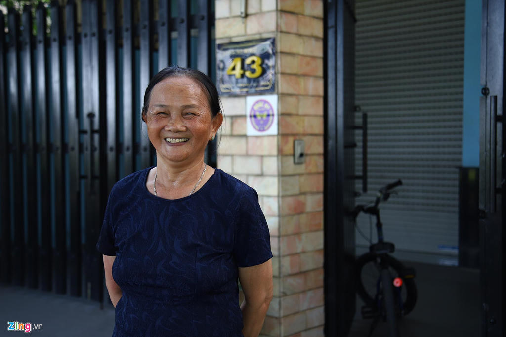 Loạt biệt thự tiền tỷ bỏ hoang cả 10 năm cạnh cao tốc ở quận 9