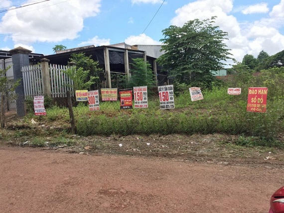 Bình Phước: Ngăn chặn tình trạng người dân tộc thiểu số bị lừa vay tiền lãi suất cao, gán nợ đất giá rẻ 