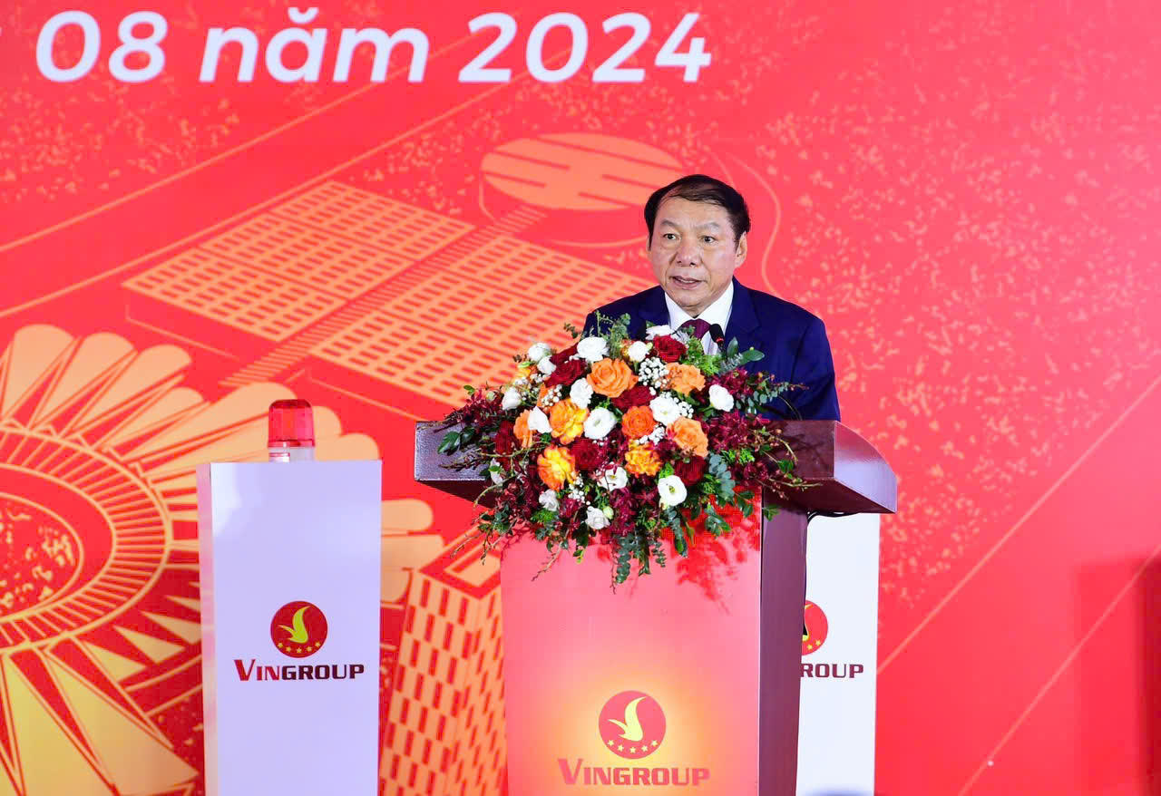Ông Nguyễn Văn Hùng - Uỷ viên Ban chấp hành Trung ương Đảng, Bộ trưởng Bộ Văn hoá, Thể thao và Du lịch phát biểu tại sự kiện &nbsp;