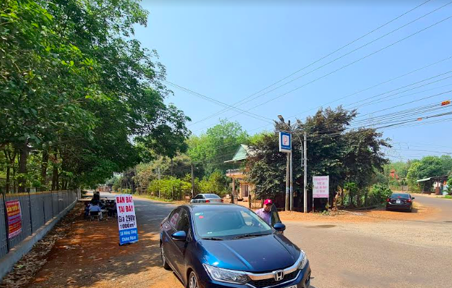 Cơn sốt đất 'ảo' là cuộc chơi của những đội lái. Ảnh: Hương Chi.(Tiền Phong) &nbsp;