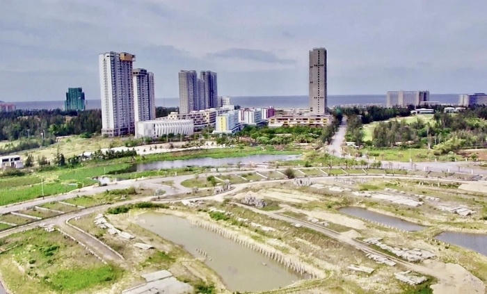 Cảnh hoang tàn của Cocobay Đà Nẵng sau nhiều năm bất động